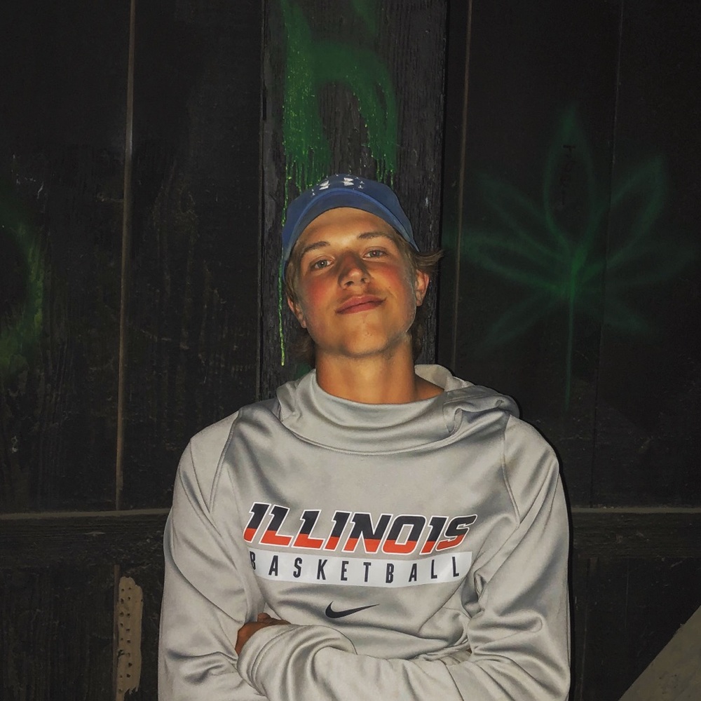 Meet your Posher, Elliott